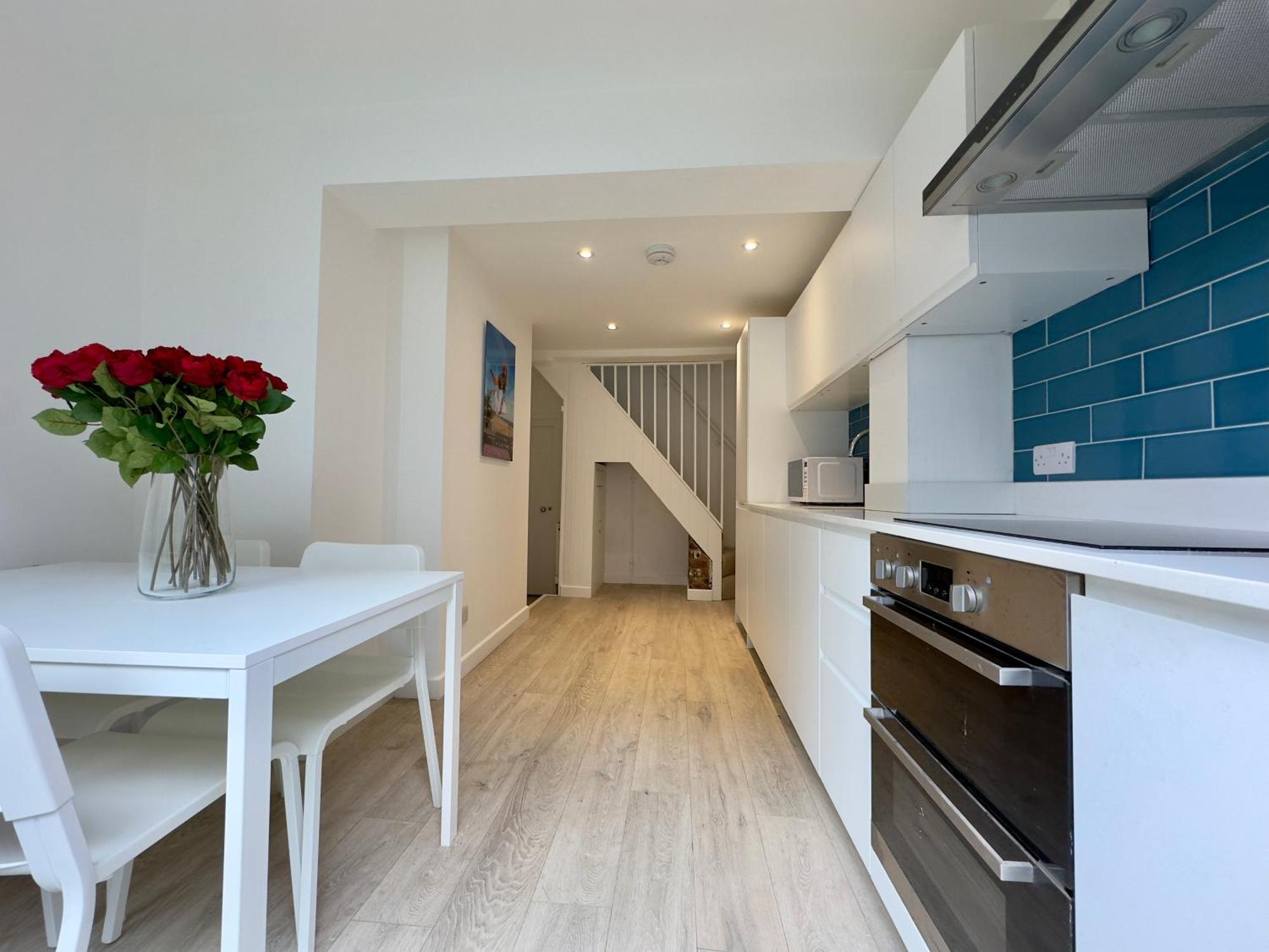 Buttercup Cottage Off-Street Parking 2 Large Suvs 3 Minutes To Beach St Leonards-on-Sea Exterior photo
